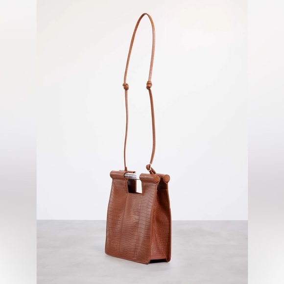 NWT Beis The Crossbody In Cognac Croc - Picture 2 of 10